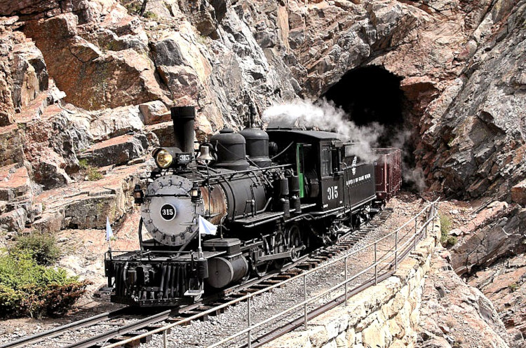 Durango-Silverton Narrow Gauge photographers Steam Charter