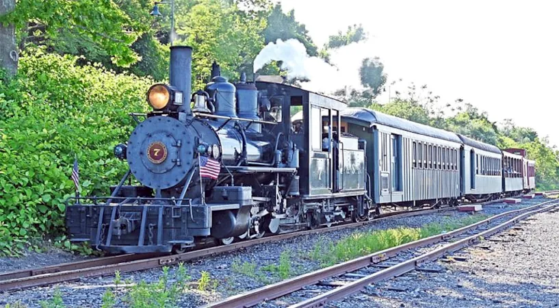 New England Trains And Fall Colors