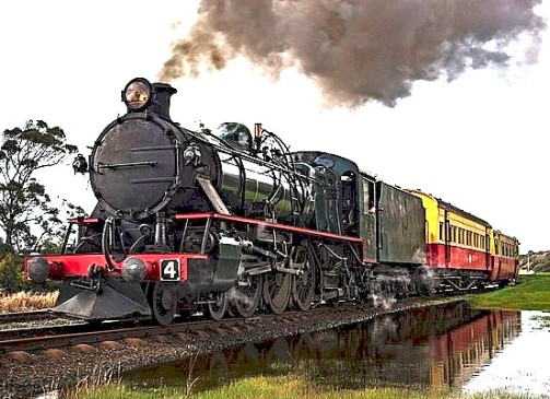 Tasmania And The Sheffield Steamfest